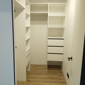 23/0003Гардеробная