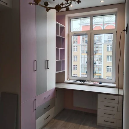 18/0001 Шкаф + стол