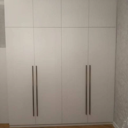 Шкаф распашной 24/0017