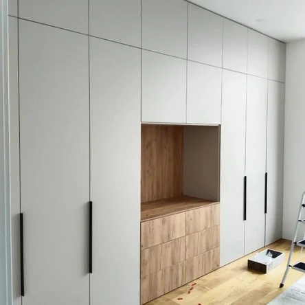 24/0001 Шкаф распашной