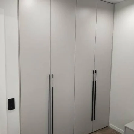 21/0011 Шкаф распашной